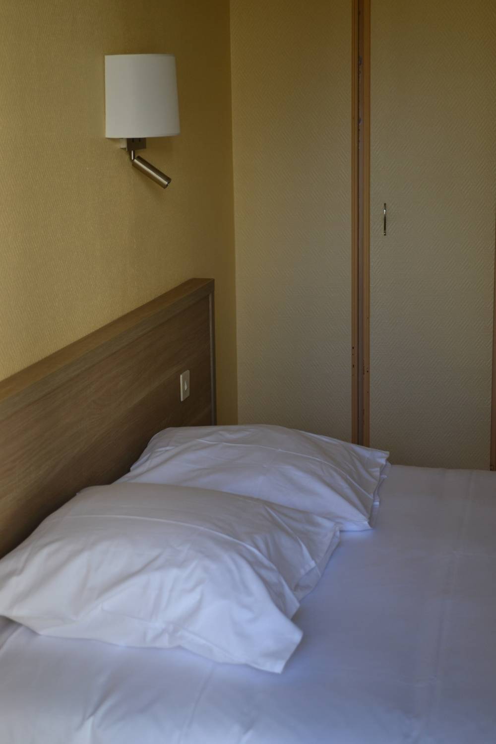 chambre-11_1-min.jpg
