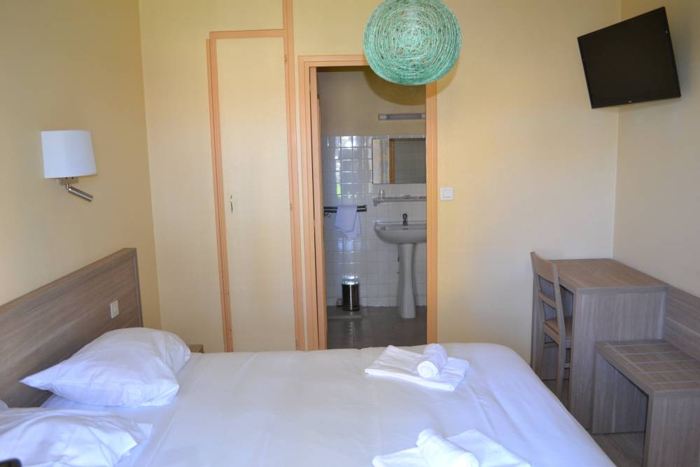 chambre-14_1-min.jpg